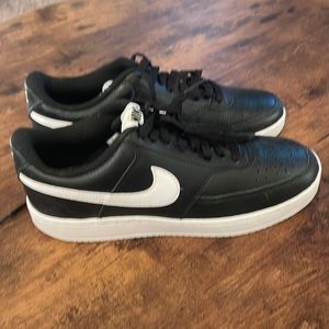 Black and white Nike Air Force 1